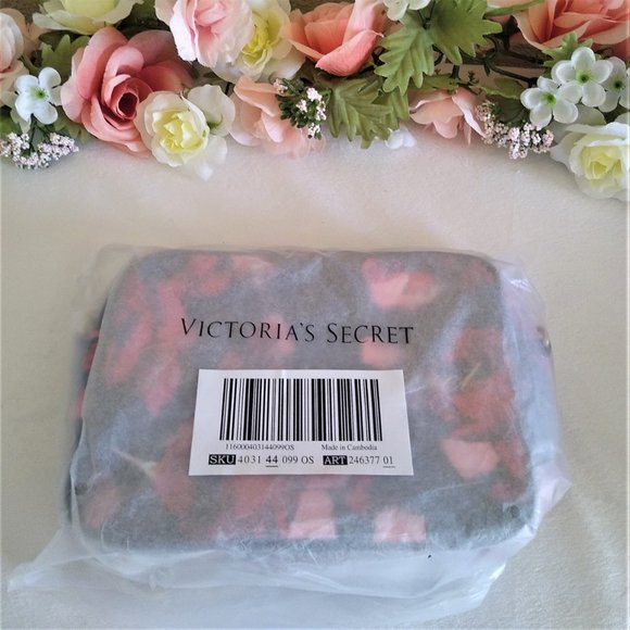 Victoria's Secret Floral Crossbody Bag - NWT - Picture 7 of 12